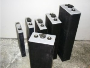Elementi "DIN" 2 Volt nominali da 120 AH a 1320 AH